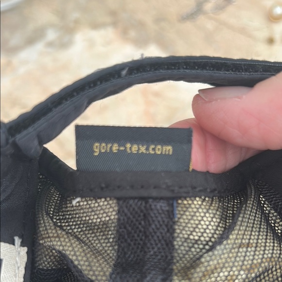 Get this weekend! GORE-TEX Black Men's Hat - Picture 4 of 7